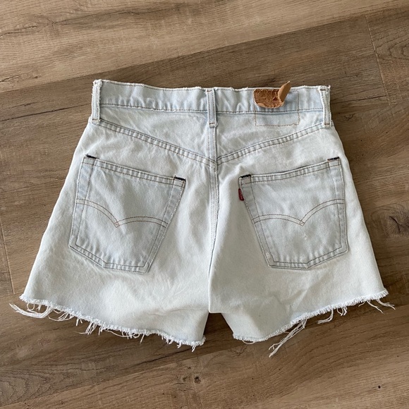 Levi’s jean shorts - Picture 2 of 3